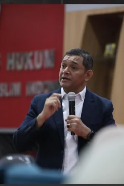 Fahri Bachmid Kritik SE Jampidsus soal Putusan MK: Tafsir Konstitusi Bersifat Final dan Mengikat Mutlak