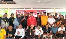 Penyaluran Hewan Qurban di Hila, SOKSI dan Golkar Maluku Diterima Hangat Raja dan Masyarakat