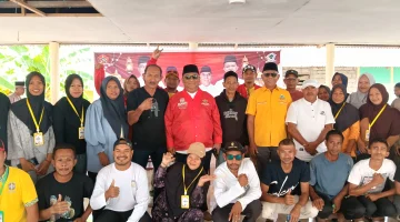 Penyaluran Hewan Qurban di Hila, SOKSI dan Golkar Maluku Diterima Hangat Raja dan Masyarakat