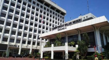 Didukung Kemendagri, Hendrik Lewerissa Pacu Lima BUMD Jadi Aset Produktif Maluku