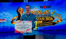 Gubernur Maluku Buktikan Efisiensi Anggaran Tak Halangi Mutu Pendidikan Kepulauan Lewat Penghargaan Kemendagri