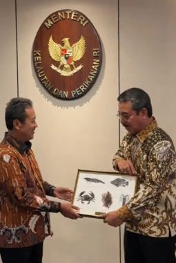 Gubernur Maluku Temui Menteri KKP, Dorong Penguatan Ekonomi Maritim dan Budidaya Rumput Laut 10.000 Hektar