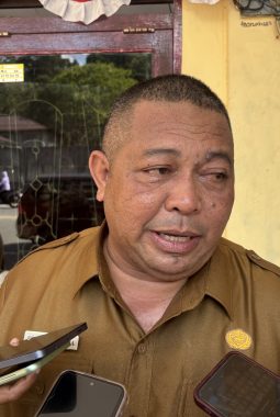 Pemkot Ambon Kukuhkan Dua Raja Definitif Tahun Ini